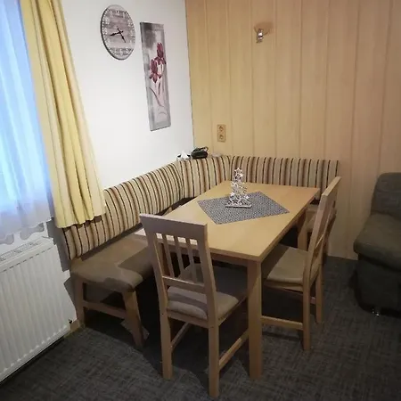 Haus Illmer - *